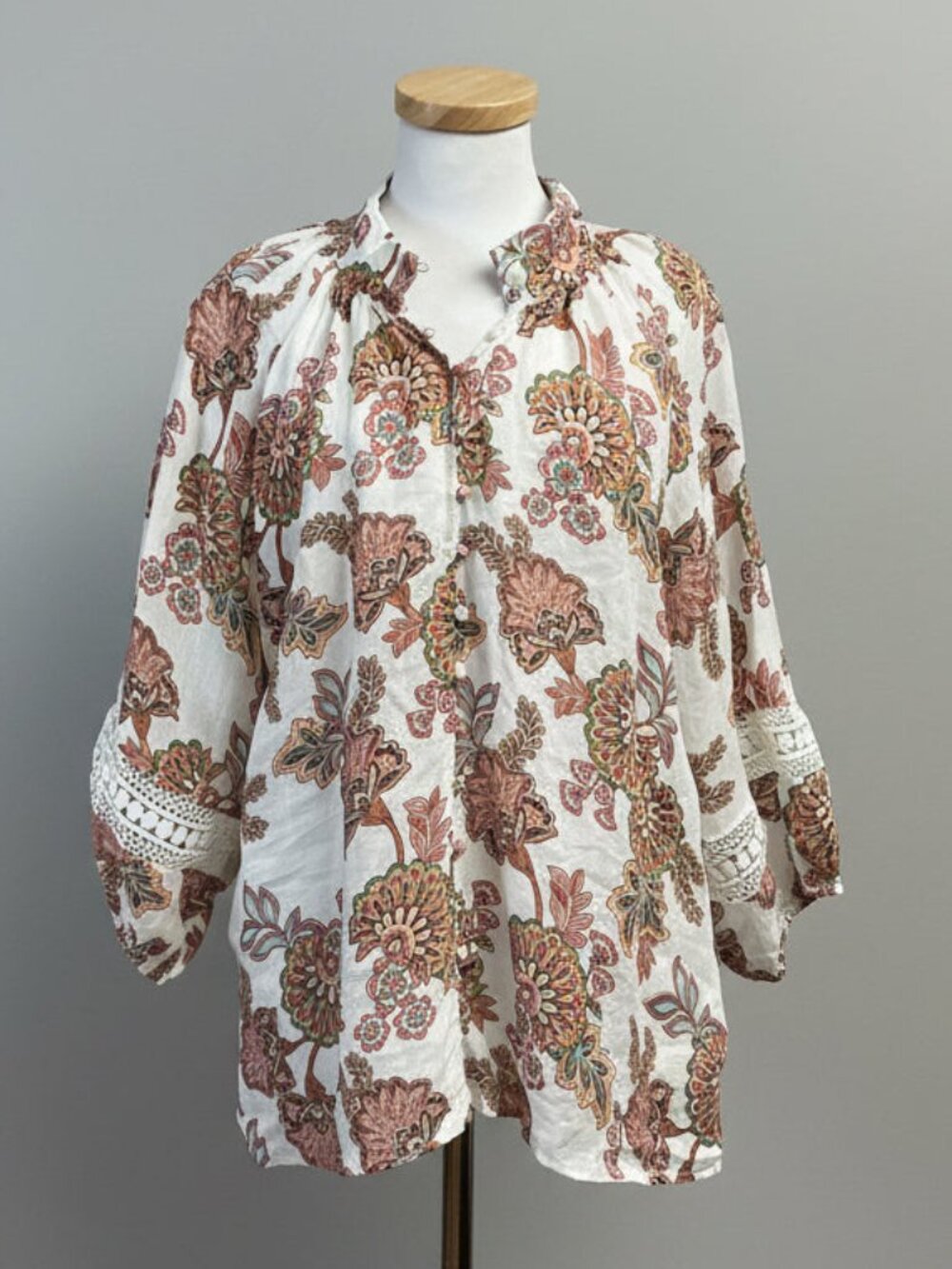 Zoe Kratzmann cream and pink K'Gari blouse with crochet detail, size 10